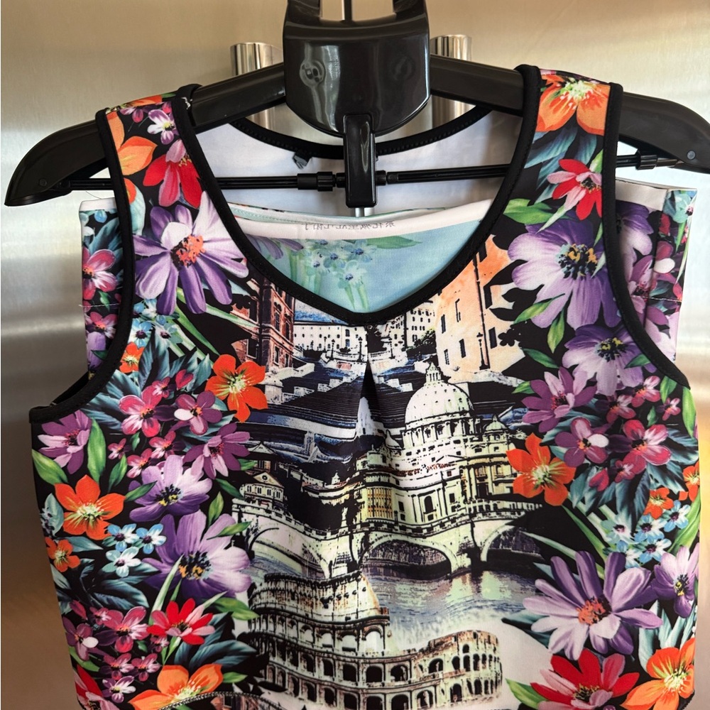 Elegant Cityscape Floral Skirt Set - Picture 5 of 11